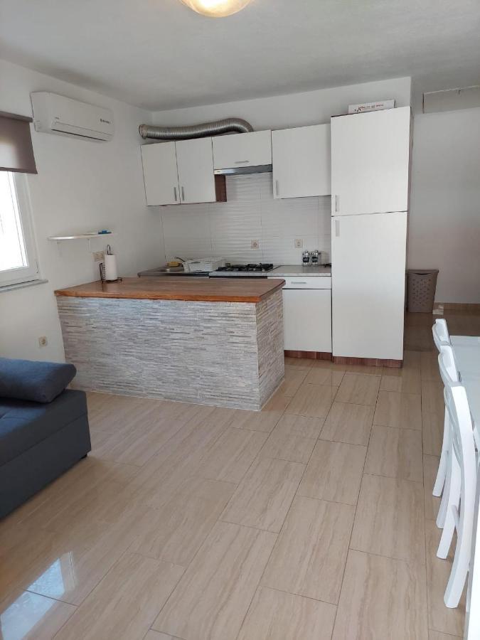 Apartman Vucemil โอเรบิก ภายนอก รูปภาพ